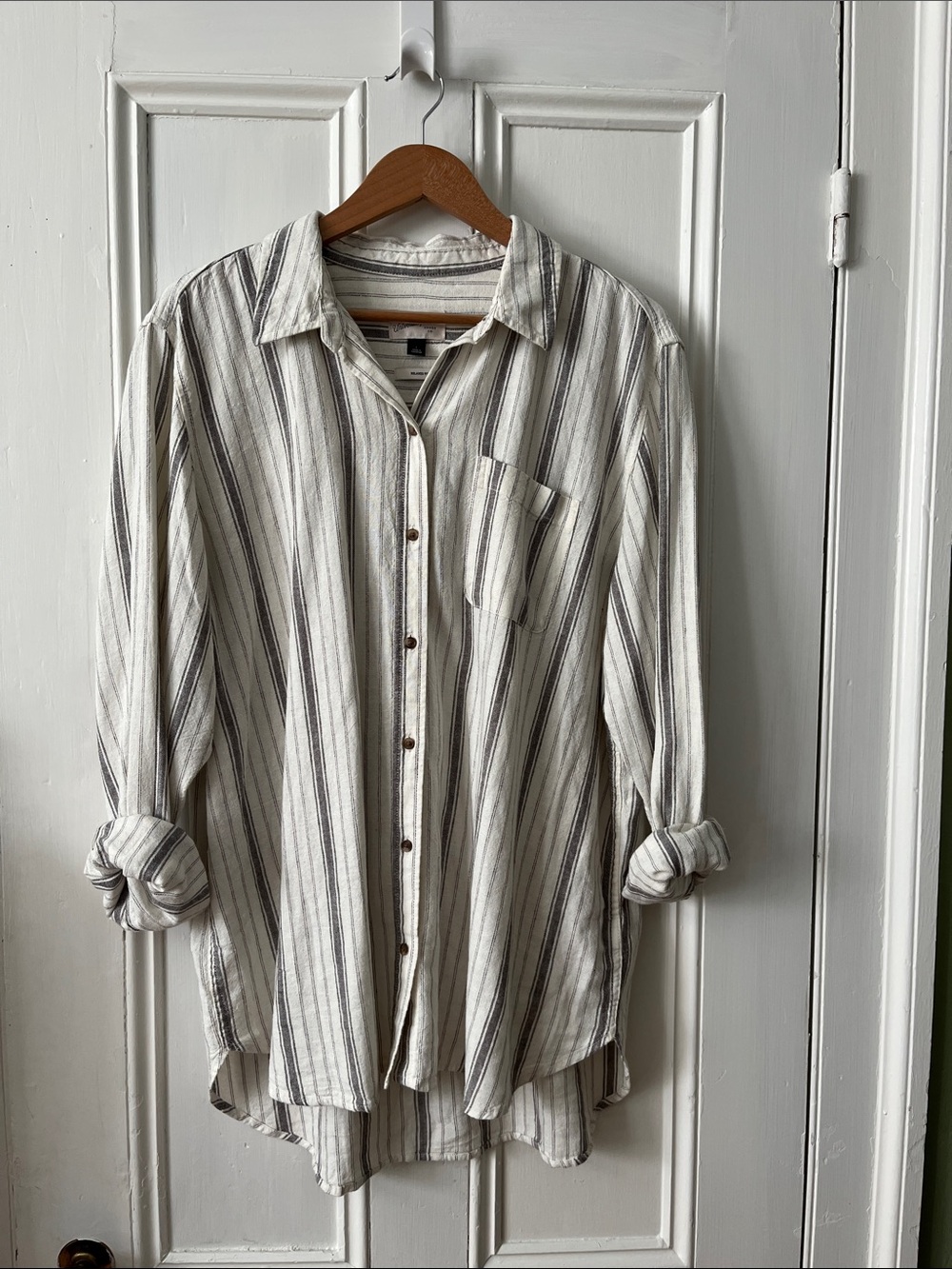 Universal Thread Women’s Cream Button-Down Oversized Shirt with Black Stripes